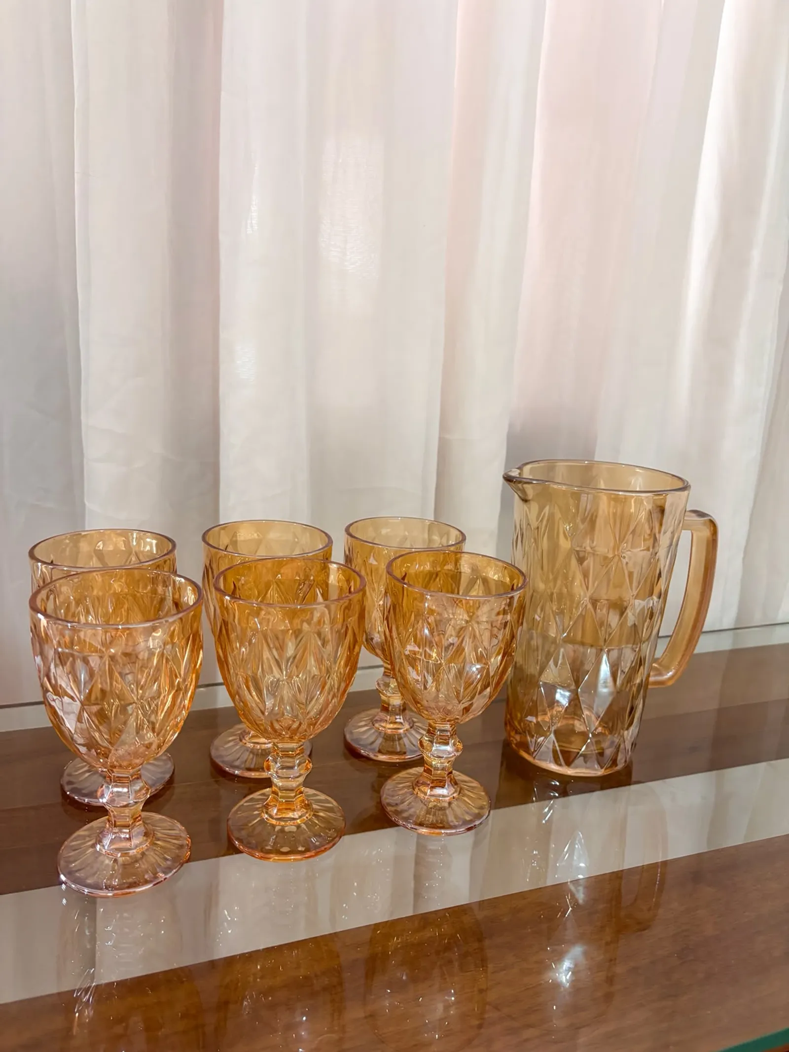 CONJUNTO DE JARRA C/6 TAÇAS 1L/260ML - ÂMBAR — imagem 2 de 2