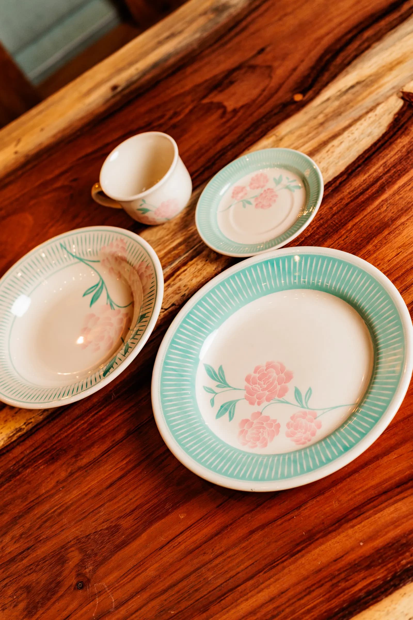 20 PCS: APARELHO JANTAR CERAMICA BLOOM — imagem 2 de 6
